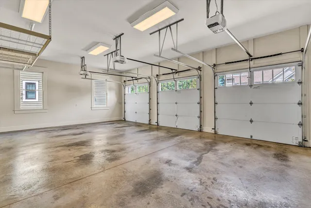 $1,425,000 | 6060 Roycroft Drive, Roanoke, VA 24018