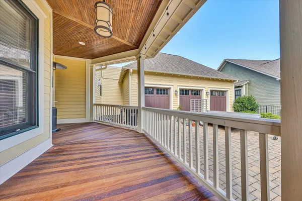 $1,325,000 | 6060 Roycroft Drive, Roanoke, VA 24018