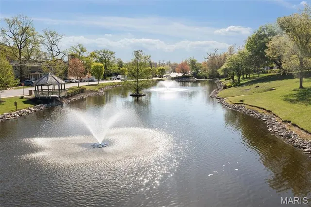 $179,900 | 1551 Swallow Drive, St. Louis, MO 63144