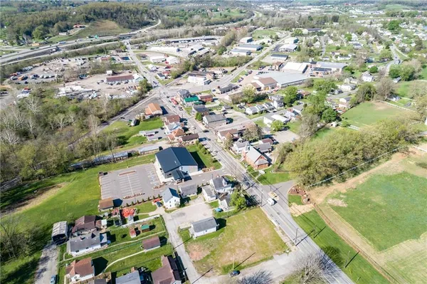 $260,000 | 524 West Pike Street, Meadow Lands, PA 15347