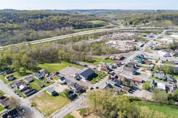 $260,000 | 524 West Pike Street, Meadow Lands, PA 15347