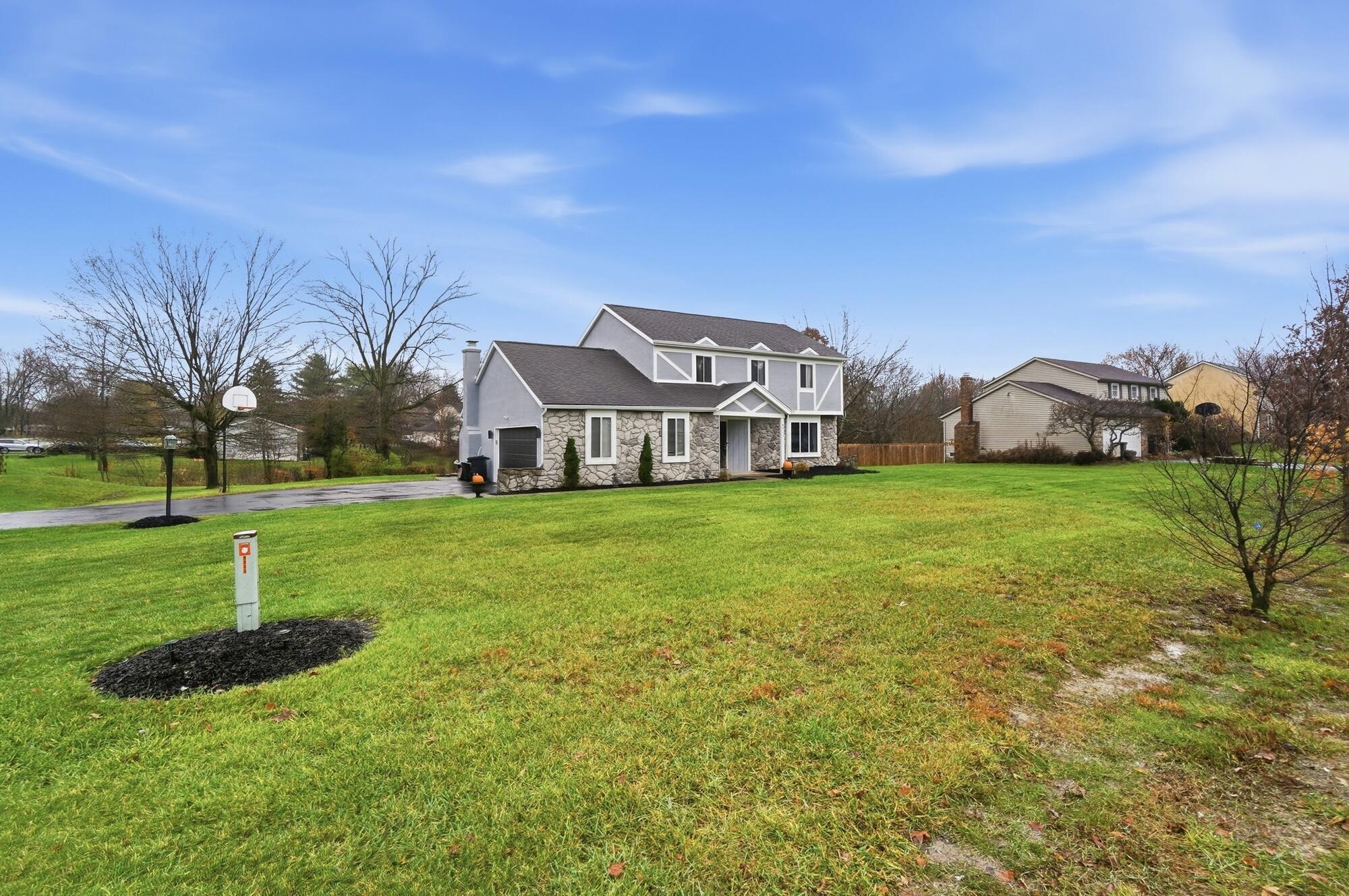 8715 Ravine Avenue Pickerington, OH 43147 - Photo 3 of 53 014