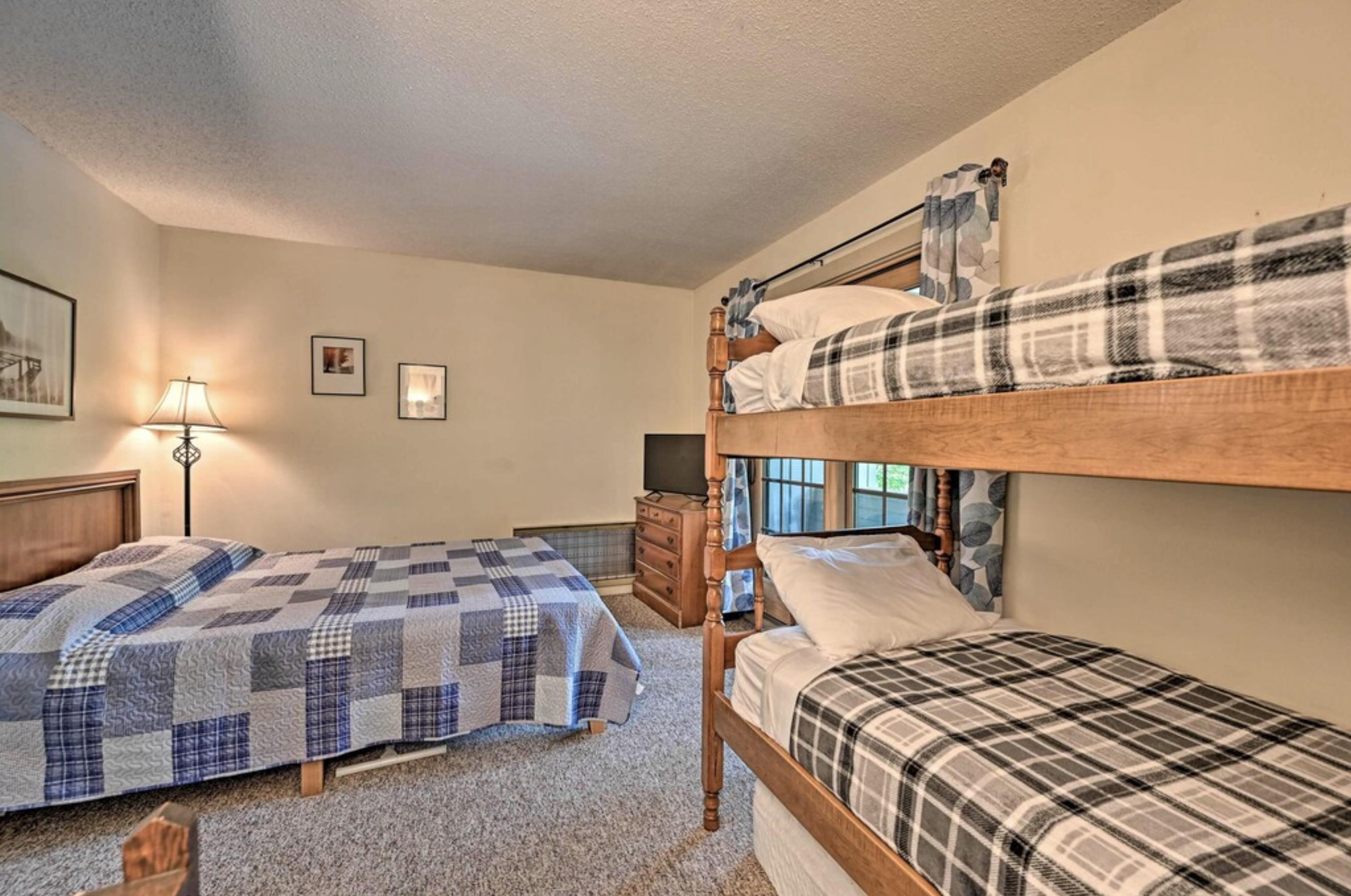 10 Potash Road, Unit 3 Lincoln, NH 03251 - Photo 17 of 26