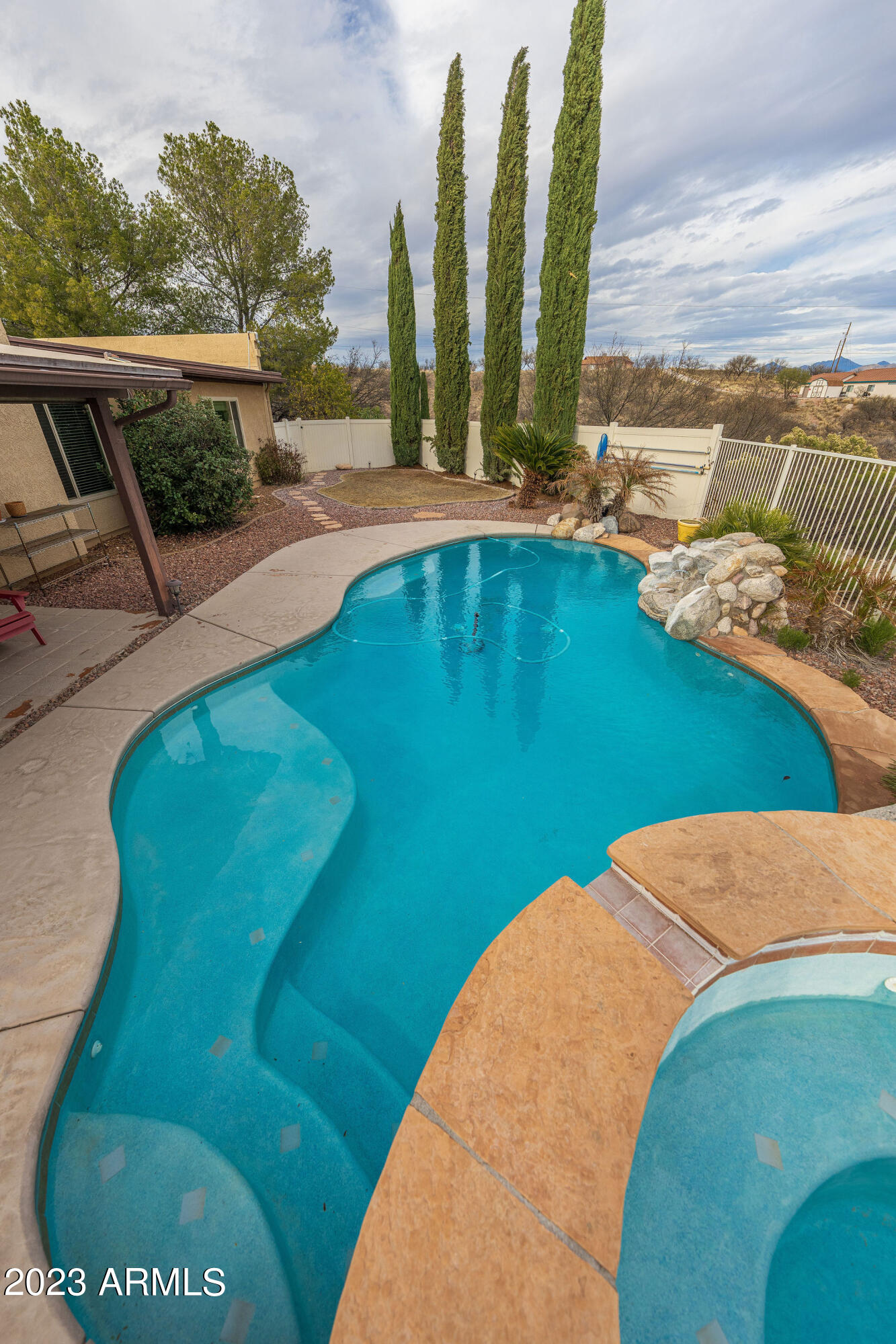 686 Manolete Court Rio Rico, AZ 85648 - Photo 7 of 46 2023-01-14686ManoleteCt(15of244)
