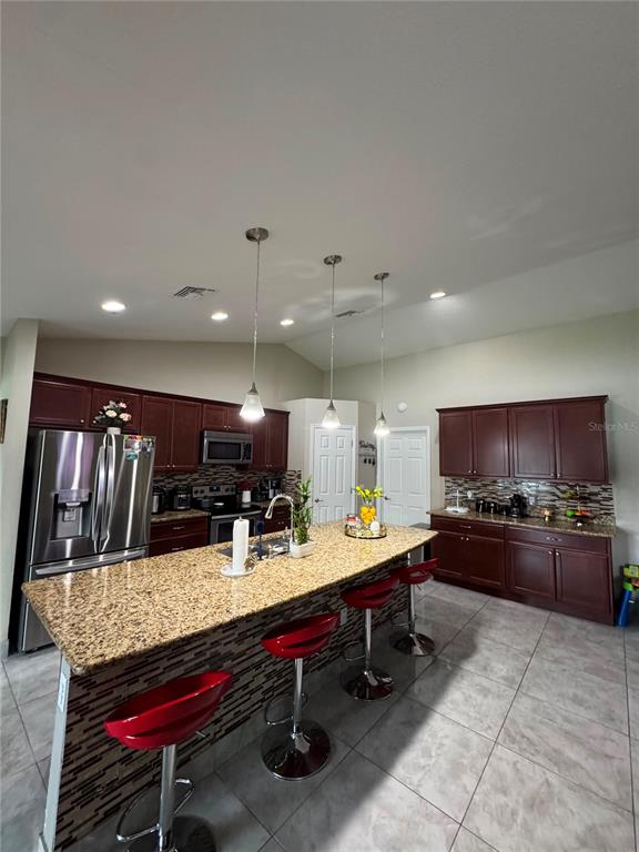 9938 Southwest 39th Terrace Ocala, FL 34476 - Photo 4 of 24
