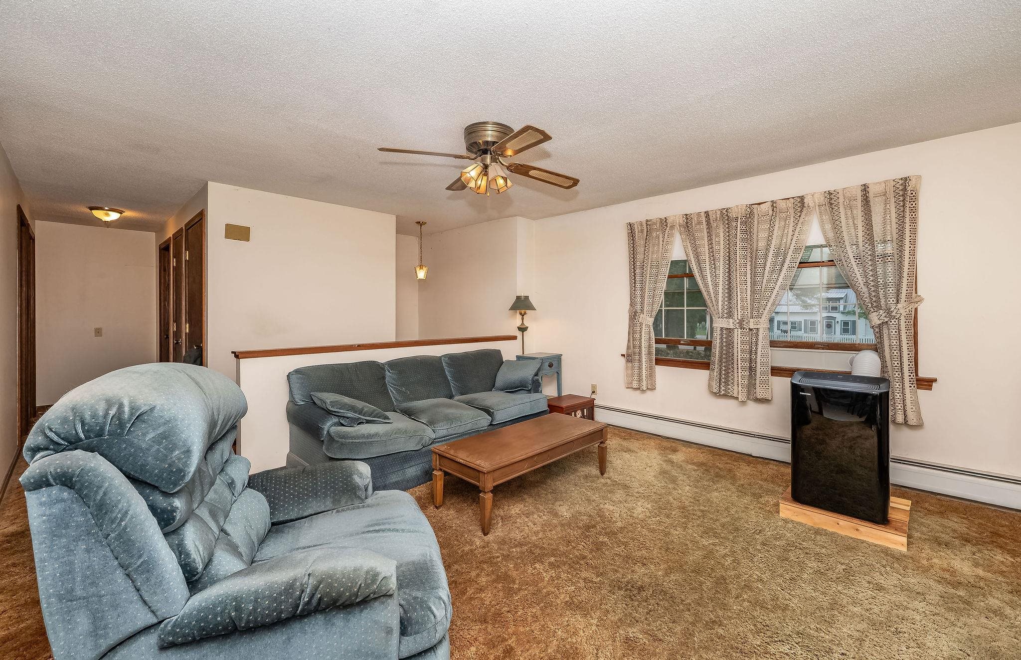 89 Oak Street Rochester, NH 03839 - Photo 9 of 34