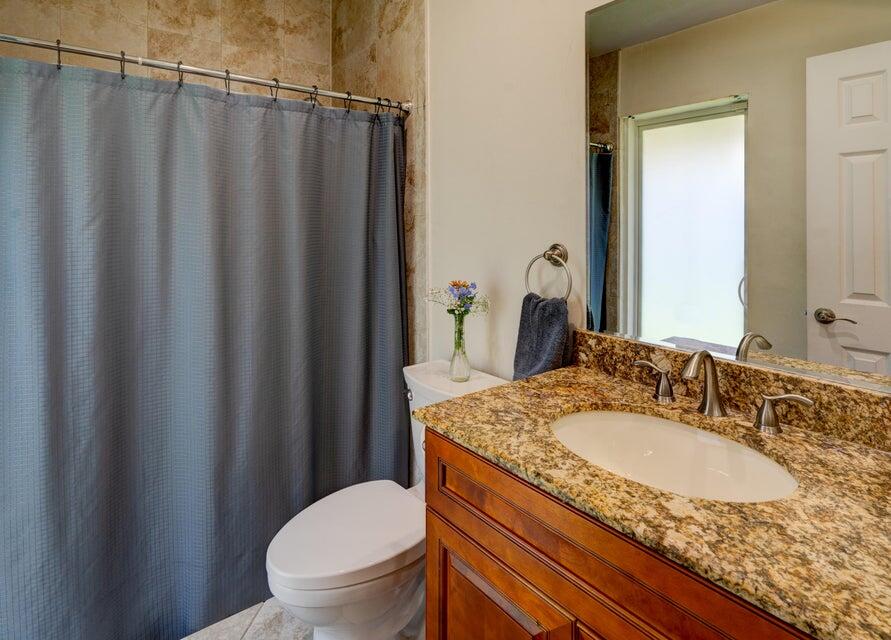 11335 Woodchuck Drive Boca Raton, FL 33428 - Photo 9 of 21 Master Bathroom