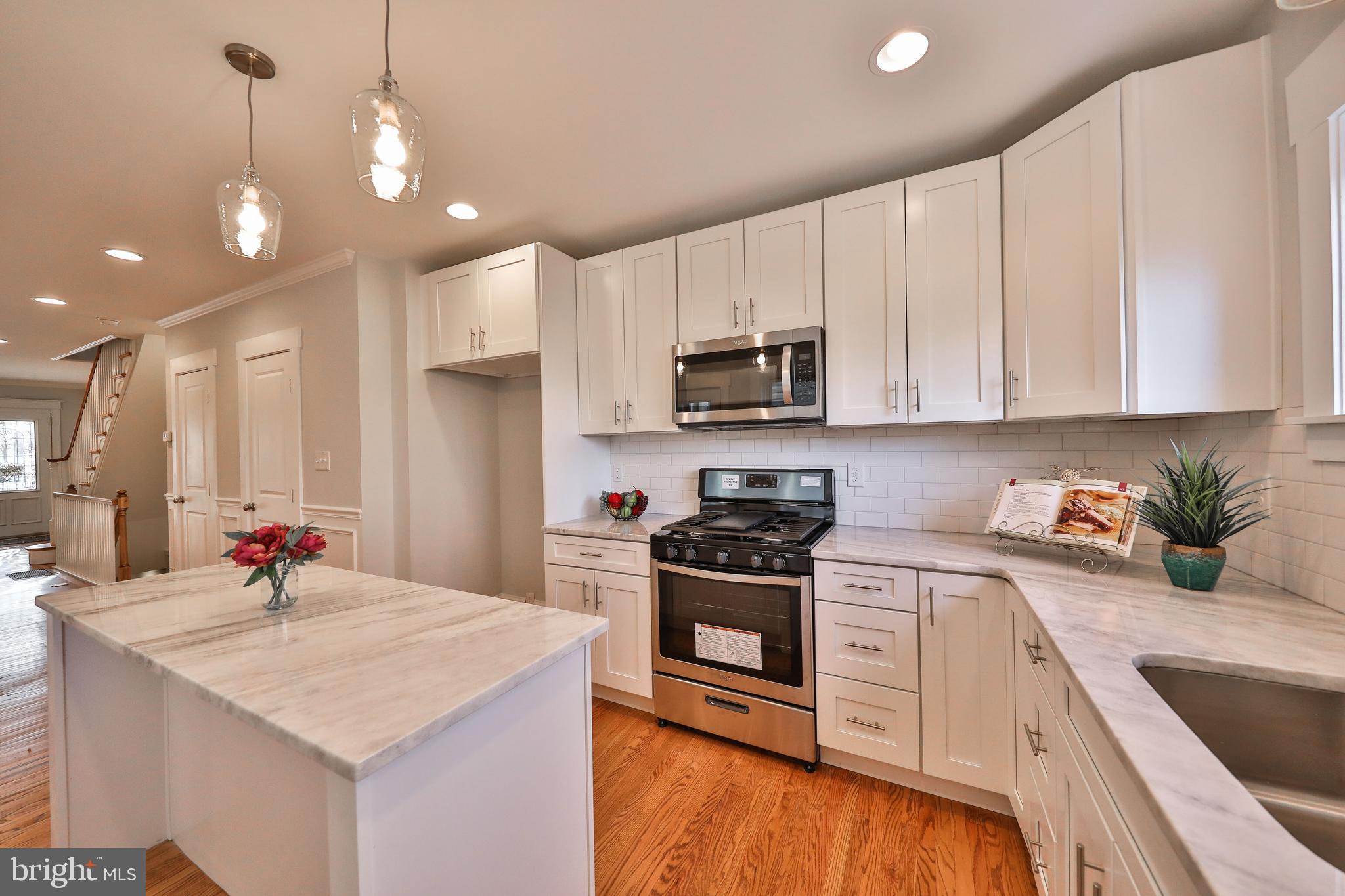 343 Vernon Road Philadelphia, PA 19119 - Photo 3 of 26 Gallery Image 3