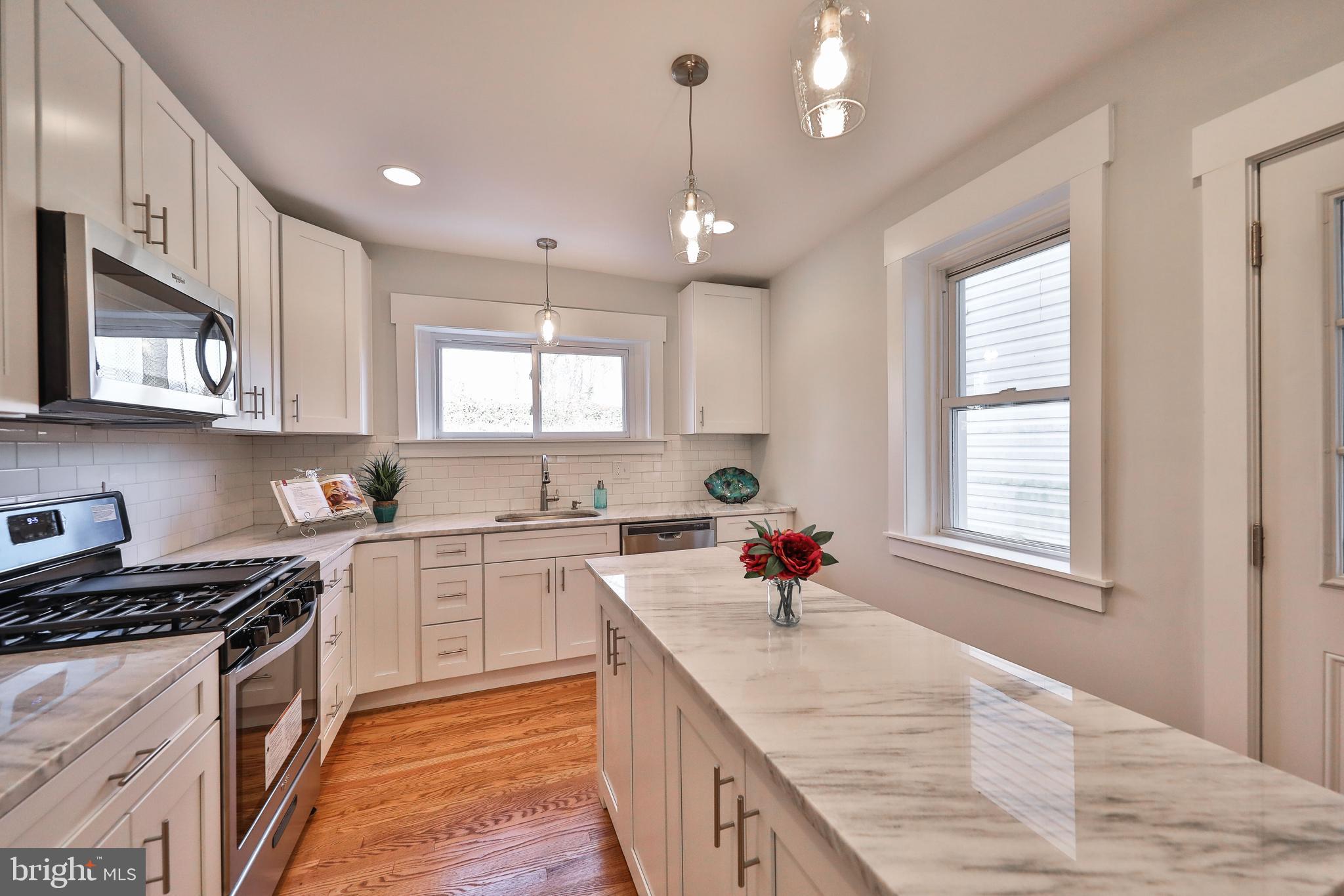 343 Vernon Road Philadelphia, PA 19119 - Photo 4 of 26 Gallery Image 4