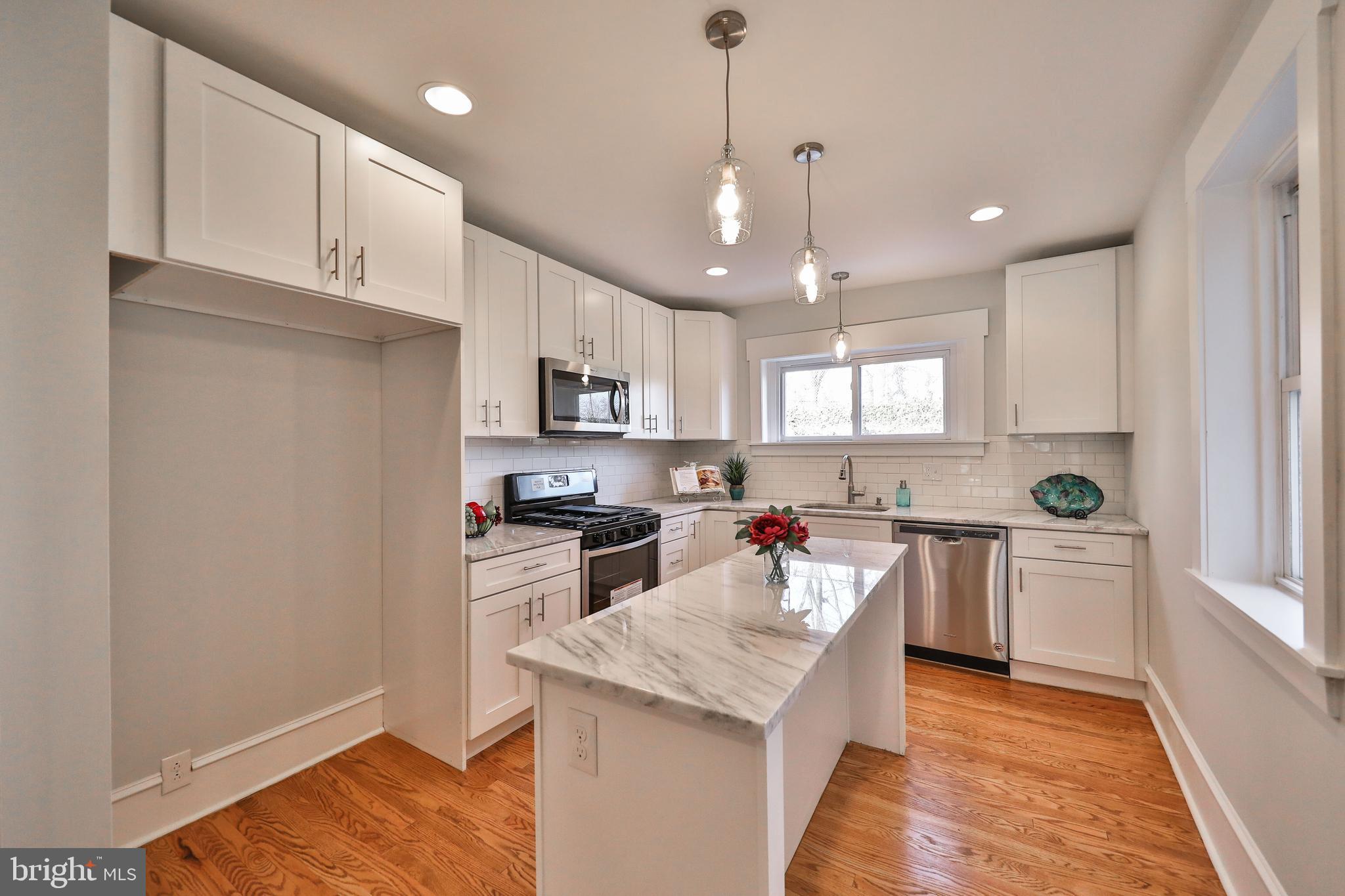 343 Vernon Road Philadelphia, PA 19119 - Photo 5 of 26 Gallery Image 5
