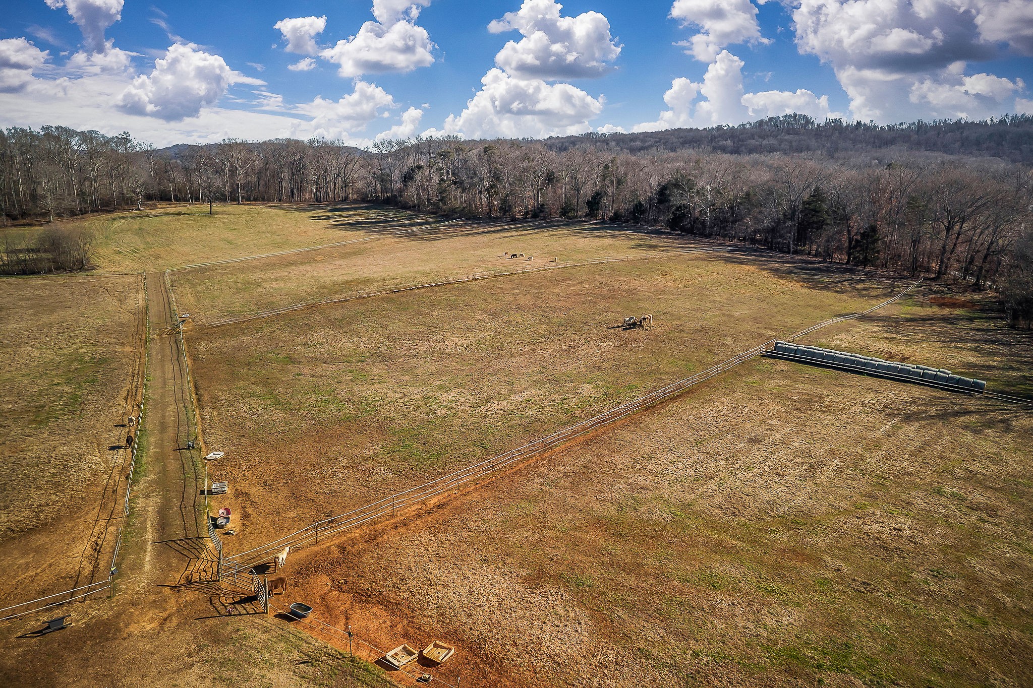 620 Roberts Cemetery Road Walling, TN 38587 - Photo 11 of 31 a view of an outdoor space and tennis court