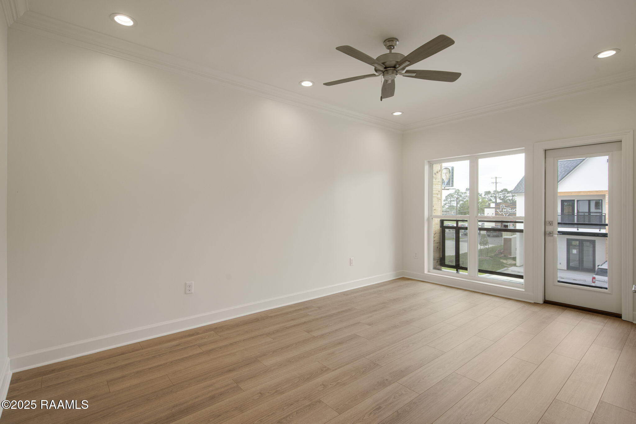 1510 Kaliste Saloom Road, Unit 205 Lafayette, LA 70508 - Photo 14 of 23 29-web-or-mls-1510 Kaliste Saloom Rd-29