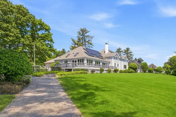 $1,300,000 | 139 Fairway Drive, Halifax, MA 02338