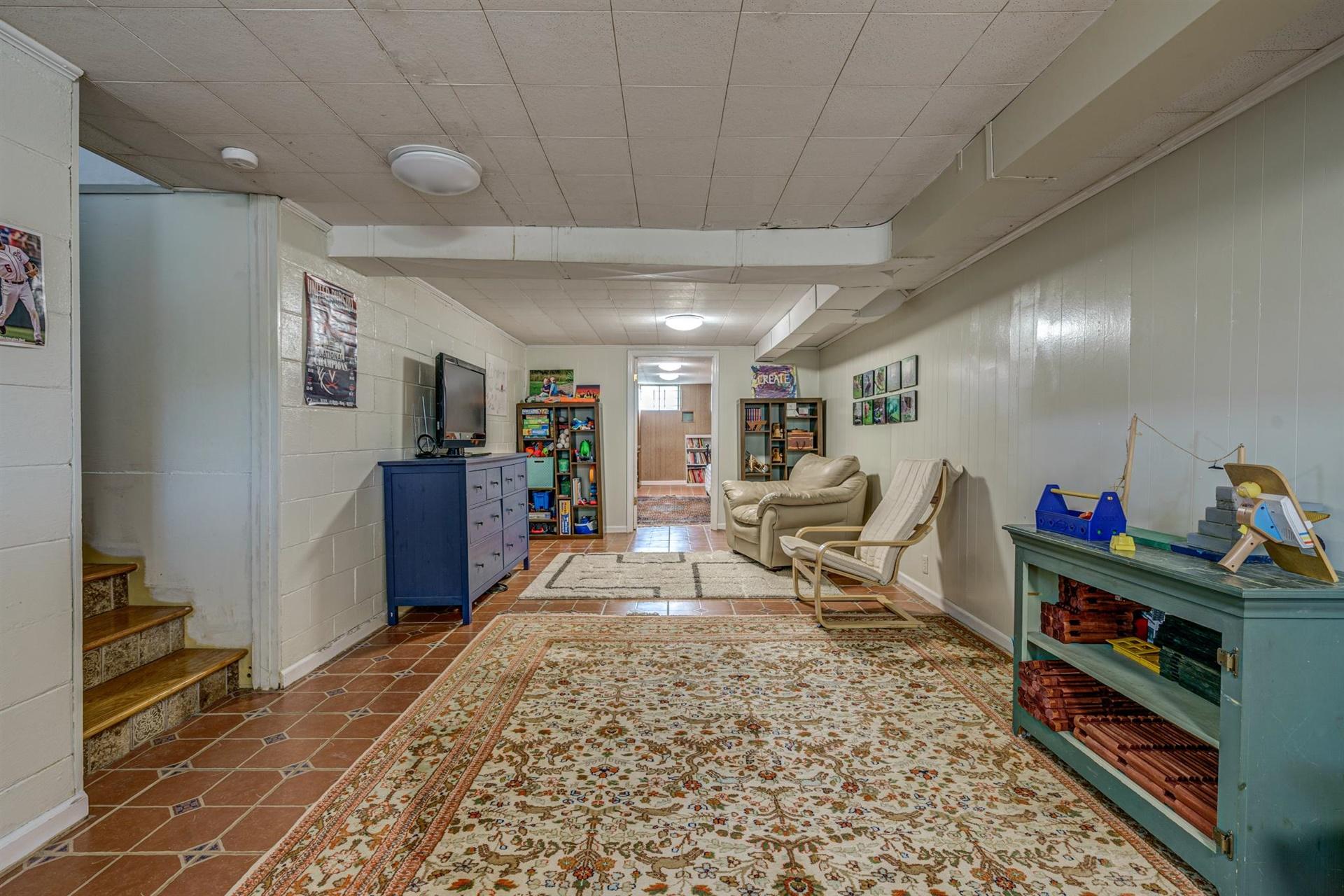2389 Howard Road Southwest Roanoke, VA 24015 - Photo 15 of 33 20-2389 Howard 020