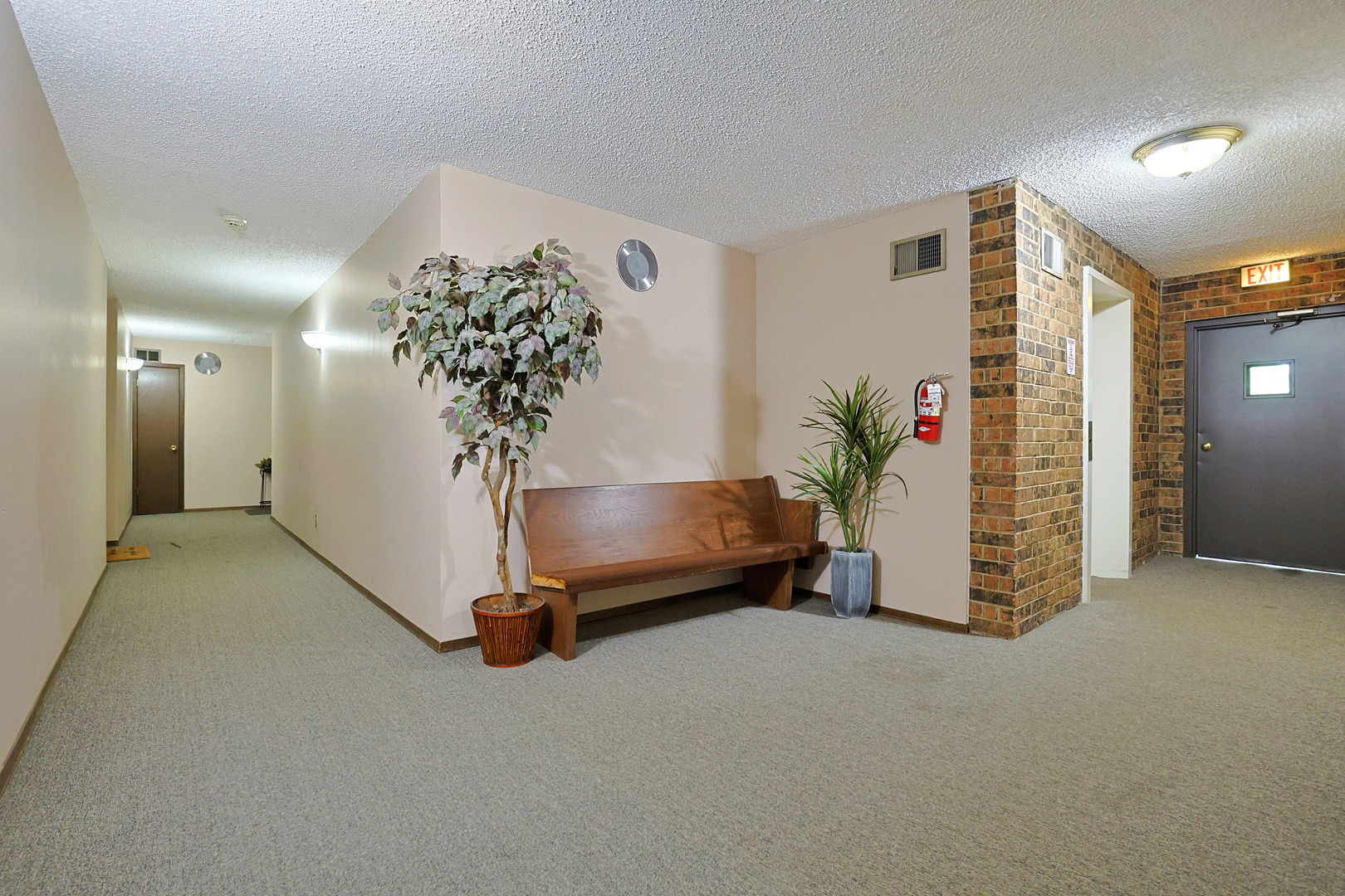 1501 Woodbridge Road, Unit 3E Joliet, IL 60436 - Photo 2 of 26