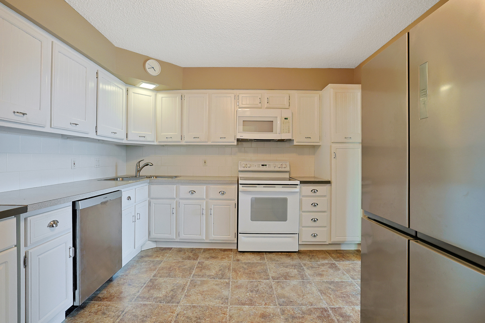 1501 Woodbridge Road, Unit 3E Joliet, IL 60436 - Photo 4 of 26