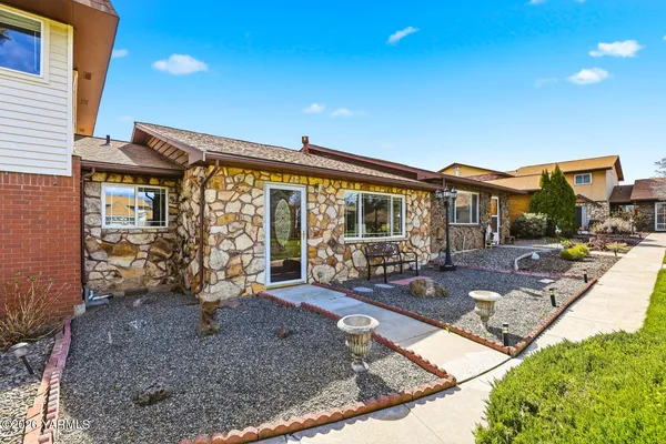 $250,000 | 5901 Barge Street, Unit 4, Yakima, WA 98908