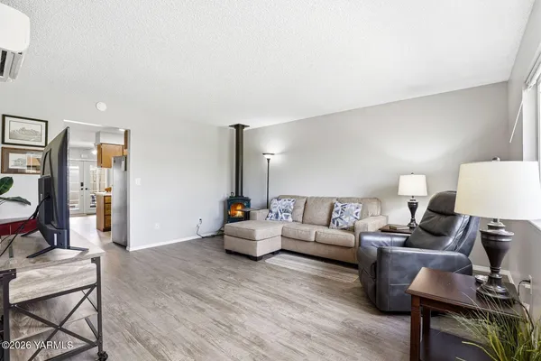 $250,000 | 5901 Barge Street, Unit 4, Yakima, WA 98908