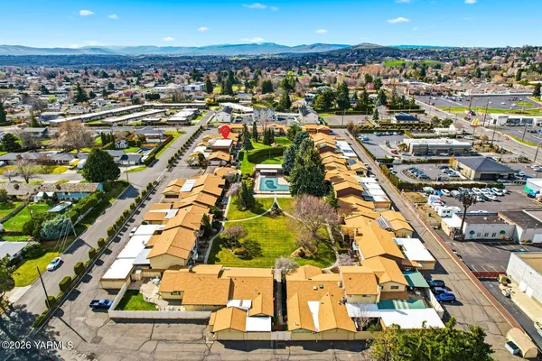 $250,000 | 5901 Barge Street, Unit 4, Yakima, WA 98908