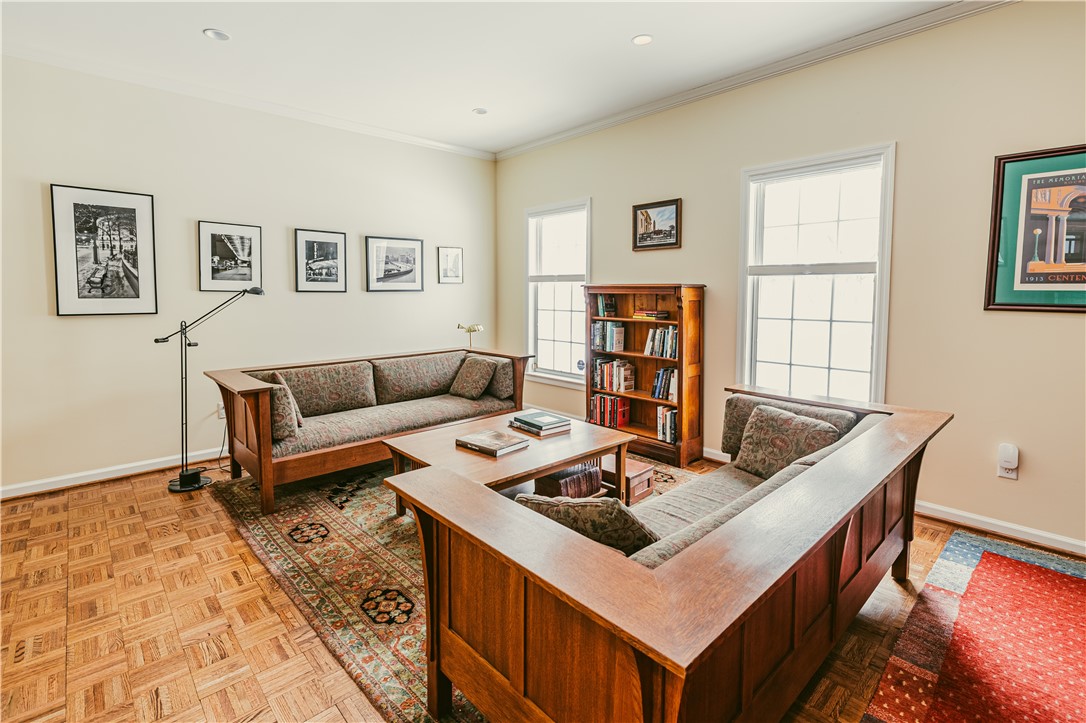 44 East Boulevard Rochester, NY 14610 - Photo 15 of 42