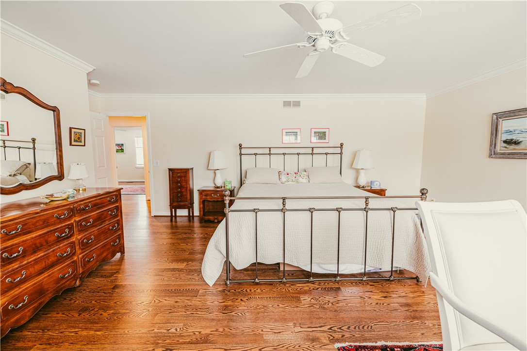 44 East Boulevard Rochester, NY 14610 - Photo 22 of 42