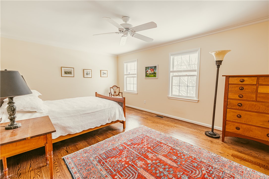 44 East Boulevard Rochester, NY 14610 - Photo 23 of 42