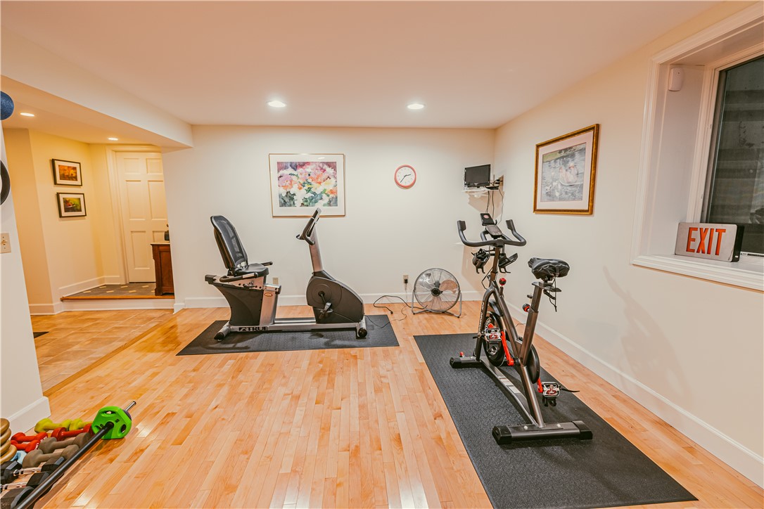 44 East Boulevard Rochester, NY 14610 - Photo 32 of 42