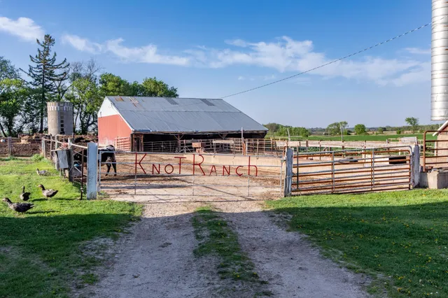 $699,900 | 22842 530th Street, West Concord, MN 55985