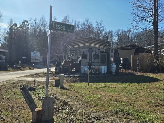 $115,000 | 131 Loop Circle, Westminster, SC 29693