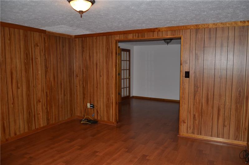 119 Stuber Road New Brighton, PA 15066 - Photo 5 of 25 Gallery Image 5