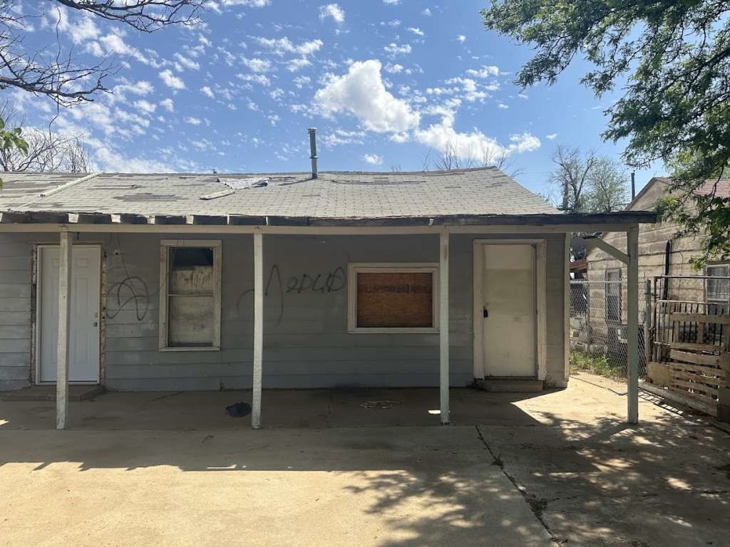 3406 East 15th Street Lubbock, TX 79403 - Photo 2 of 9 a view of a house with a outdoor space