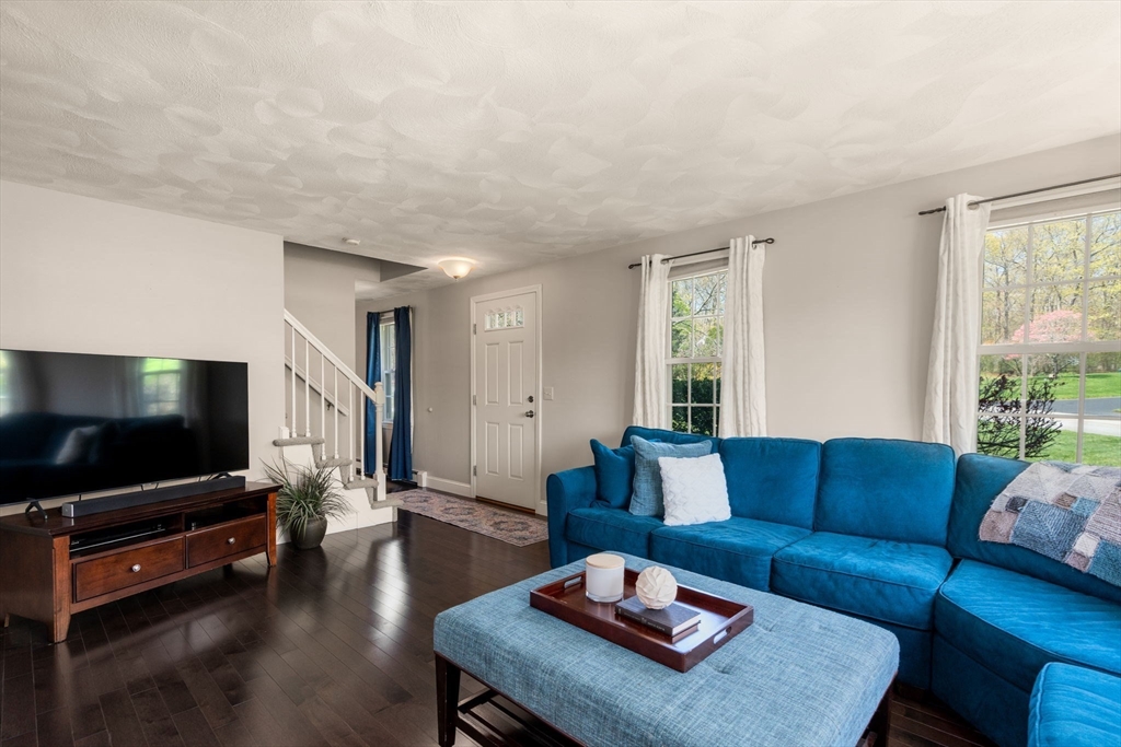 12 Whitney Road Hopedale, MA 01747 - Photo 7 of 26