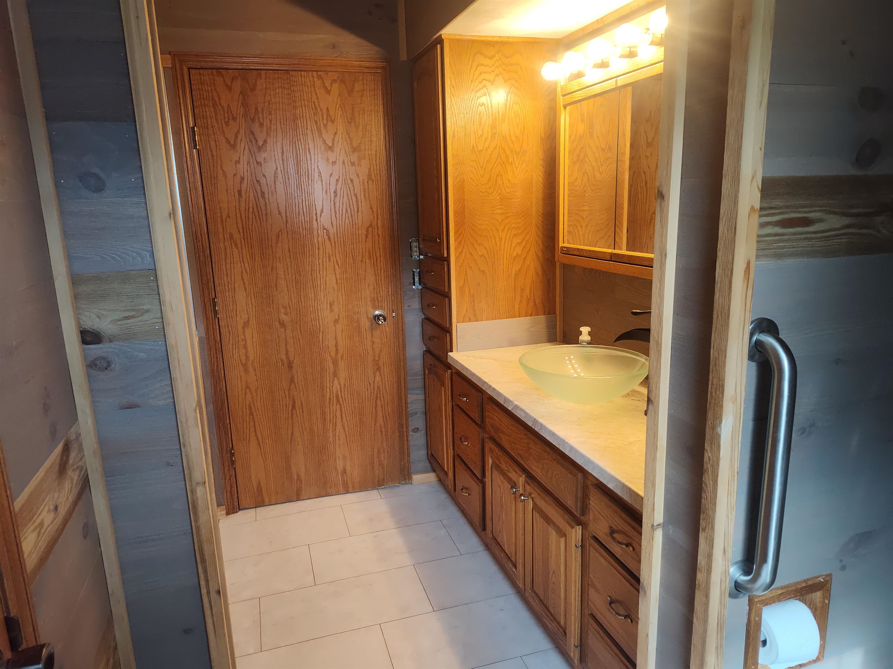 901 East Bluff Street Boscobel, WI 53805 - Photo 17 of 31