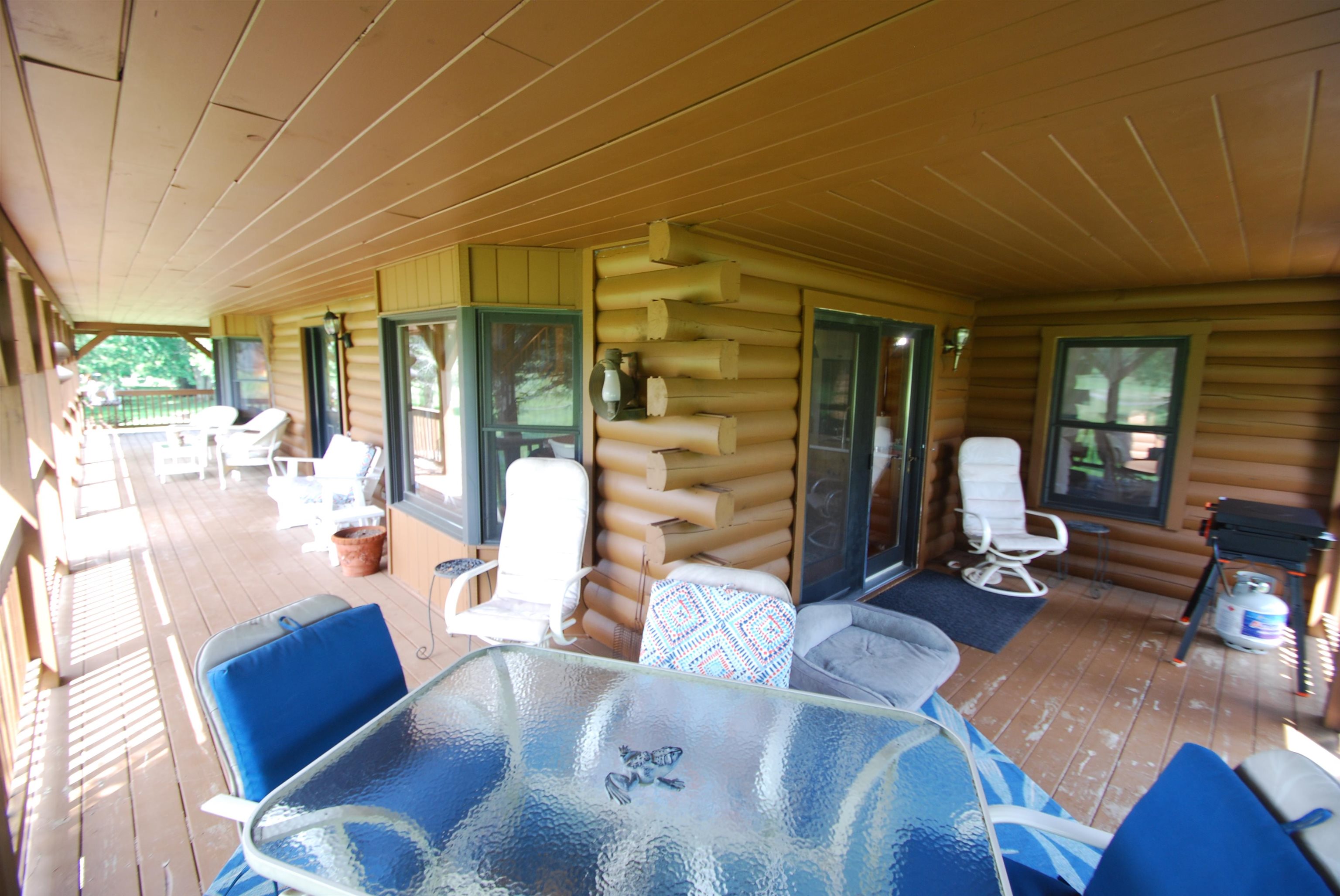 5592 Linksview Way Gladwin, MI 48624 - Photo 5 of 87 1947550-493ee44f-389a-4ecf-8b75-312269a6c267.JPG