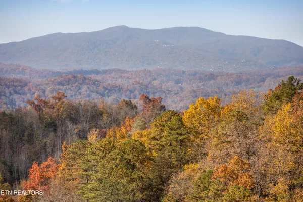 $179,000 | 3710 Weber Road, Unit E107, Gatlinburg, TN 37738