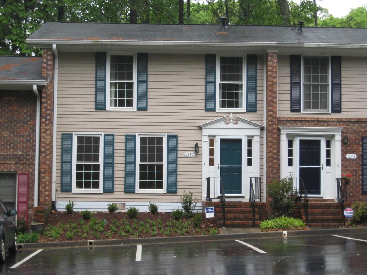 1137 Kingstown Court Decatur, GA 30033 - Photo 1 of 1