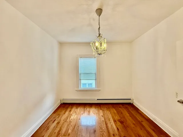 $3,500 | 186 Arlington Street, Unit 2, Quincy, MA 02170