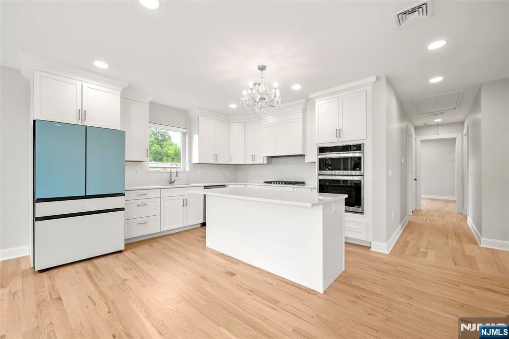 1000 Elm Avenue, Unit 2 Ridgefield, NJ 07657 - Photo 9 of 19 Gallery Image 9