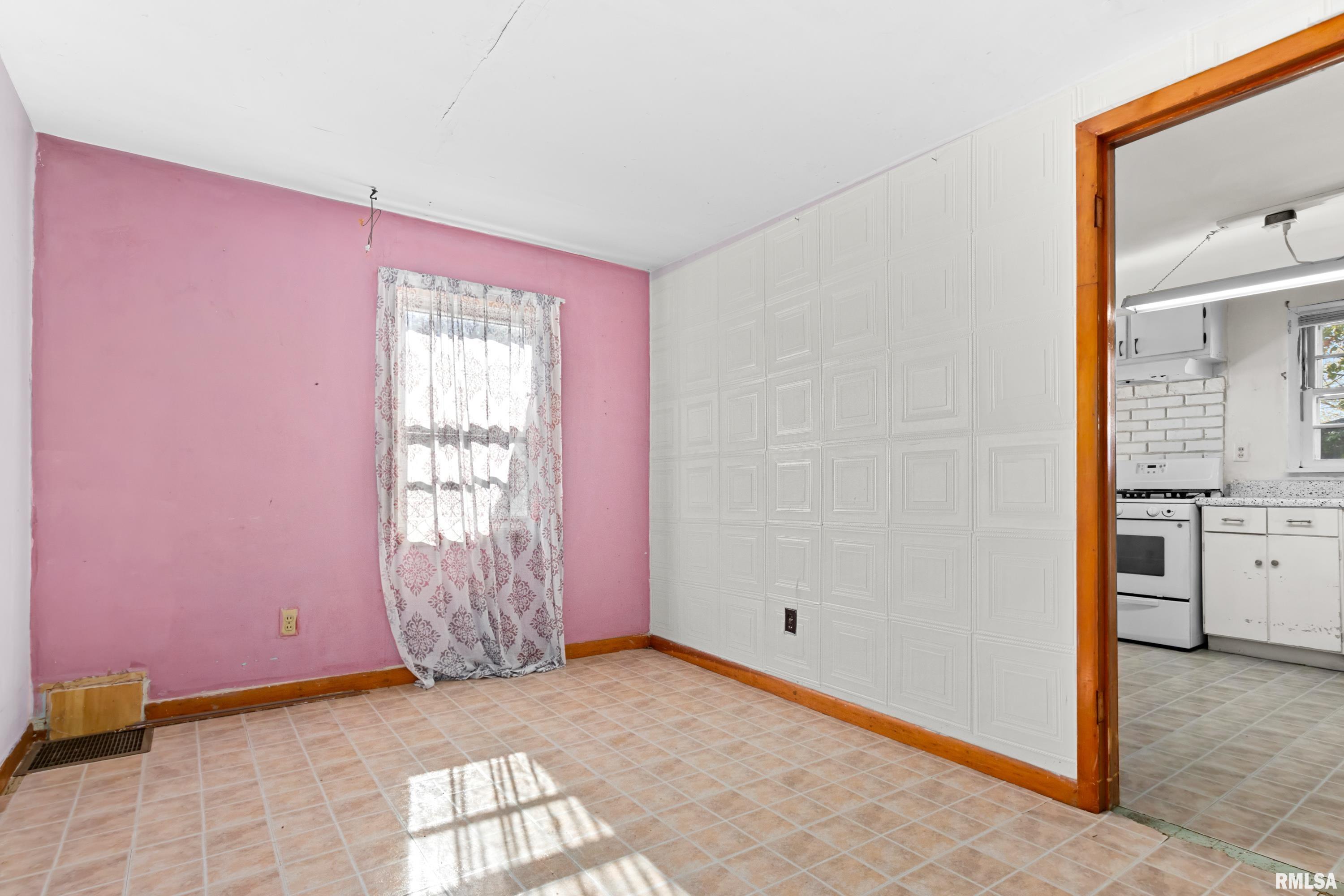 12952 Carter Road Pekin, IL 61554 - Photo 12 of 25