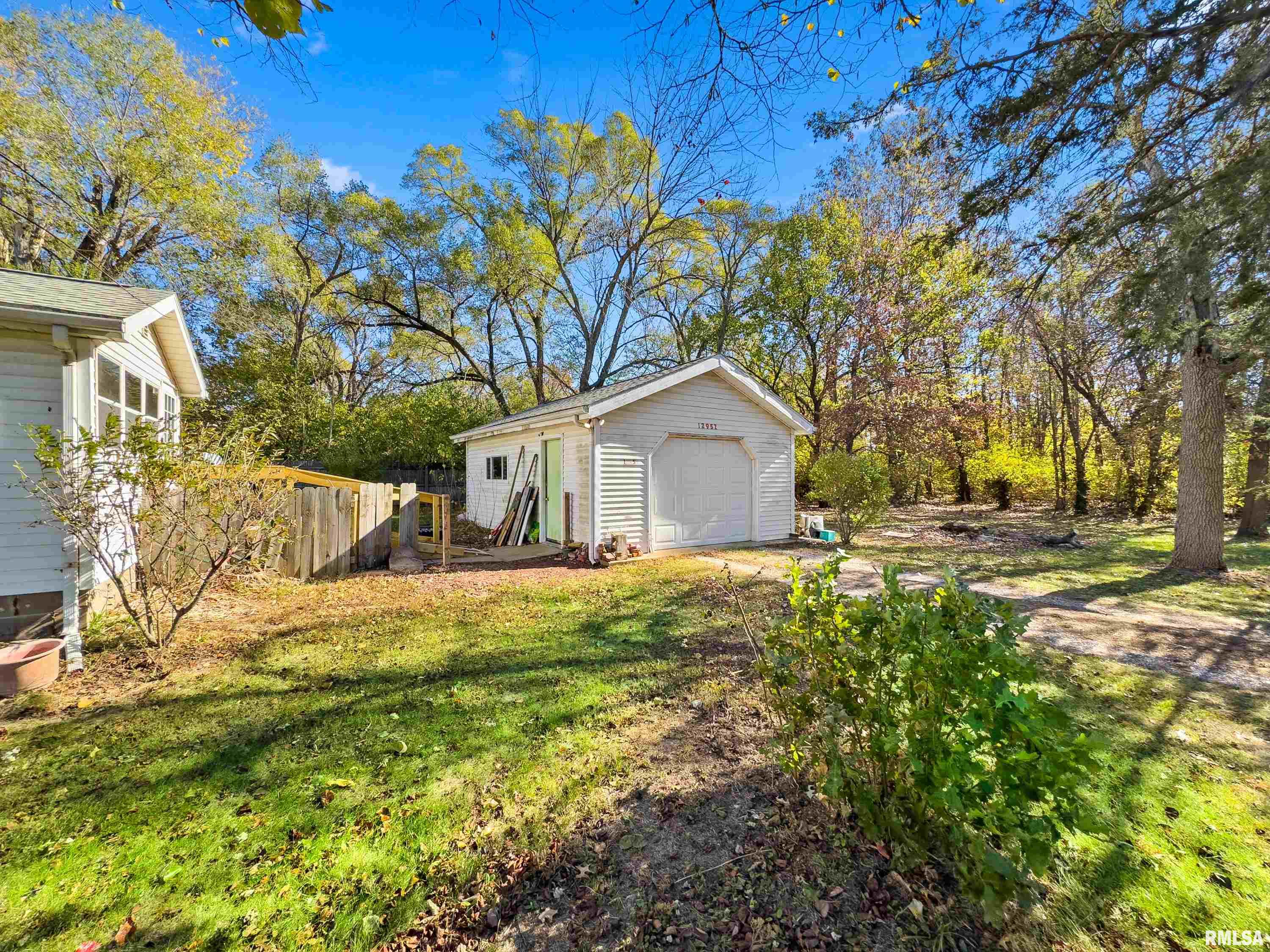 12952 Carter Road Pekin, IL 61554 - Photo 22 of 25