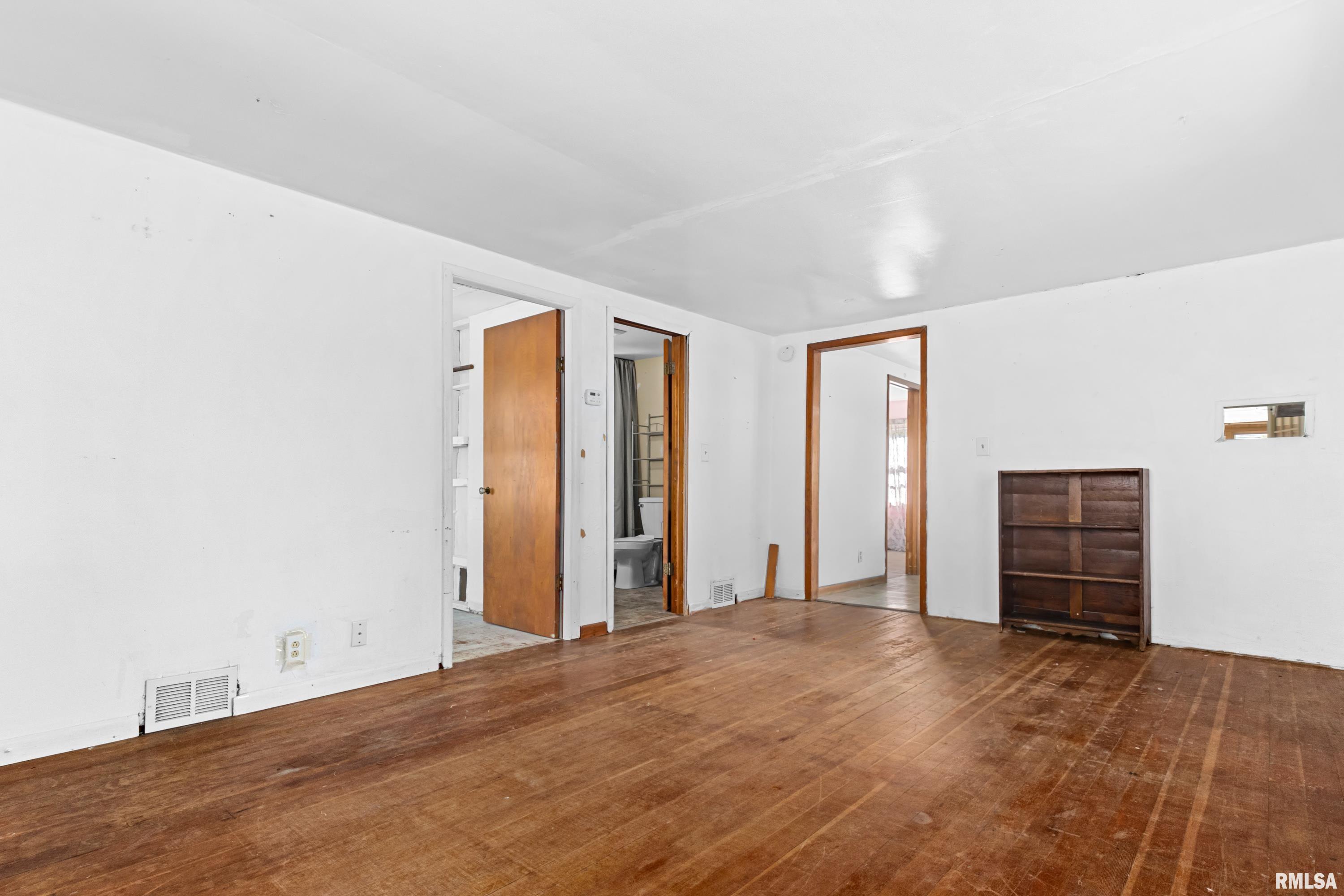 12952 Carter Road Pekin, IL 61554 - Photo 4 of 25