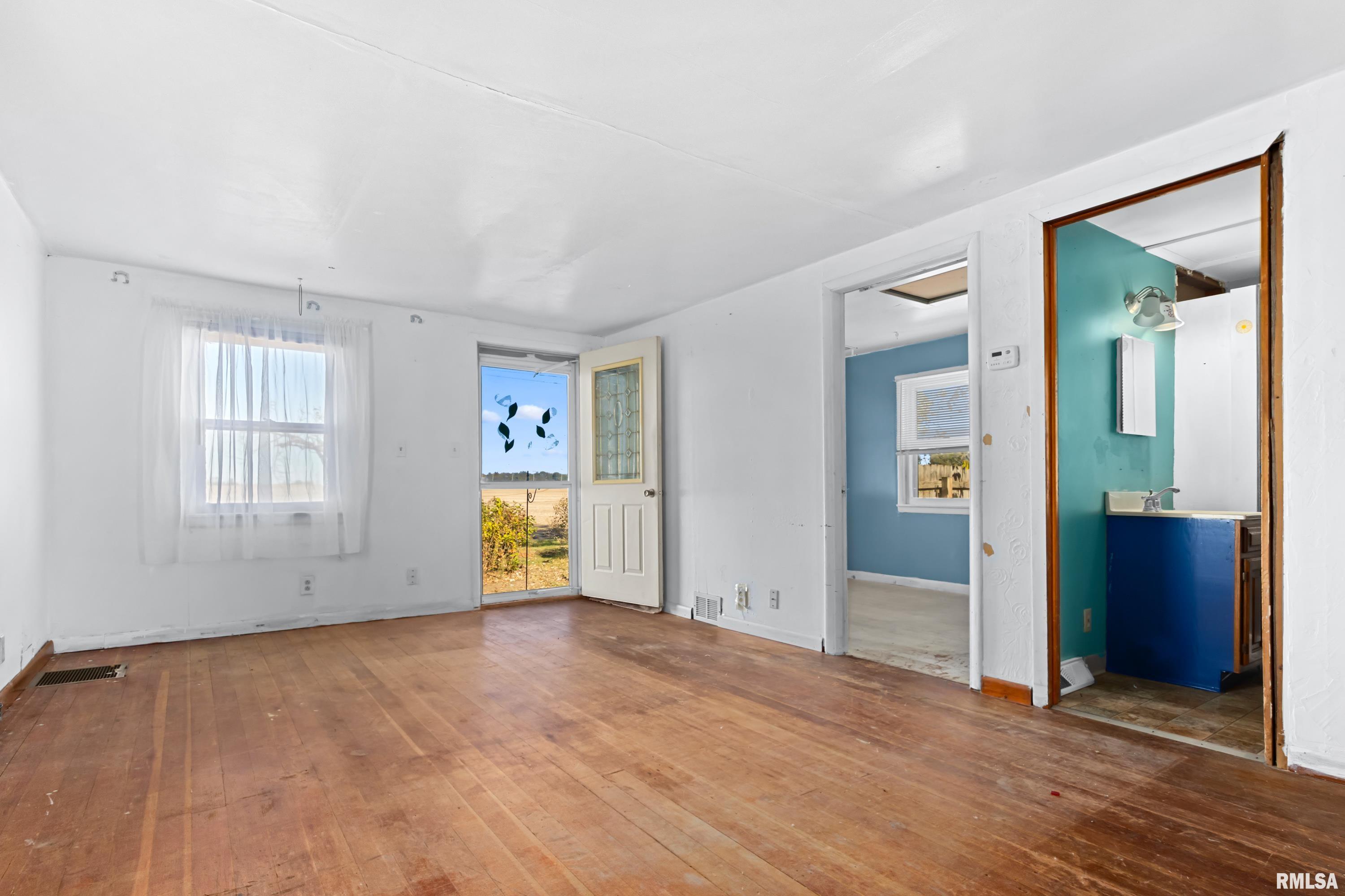 12952 Carter Road Pekin, IL 61554 - Photo 6 of 25