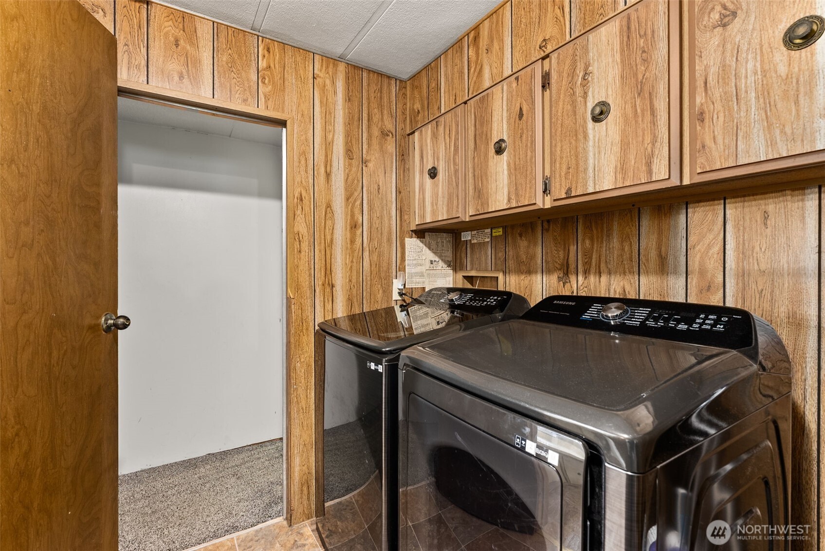 738 Gish Road Onalaska, WA 98570 - Photo 23 of 40 a utility room with dryer and washer