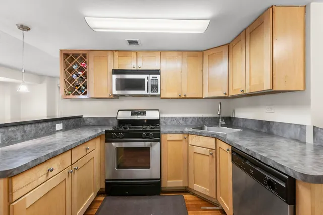 $759,000 | 700 1st Street, Unit 6D, Hoboken, NJ 07030