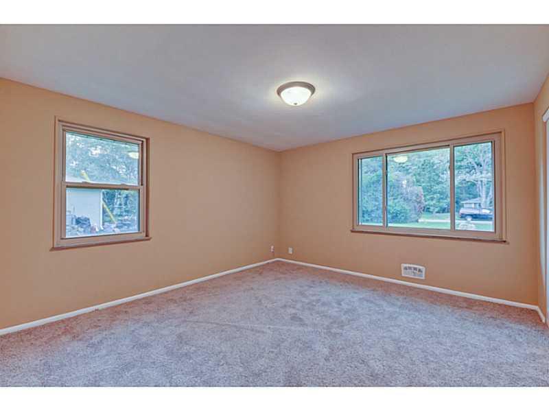 5460 Fenmore Road Indianapolis, IN 46228 - Photo 12 of 23 Gallery Image 12
