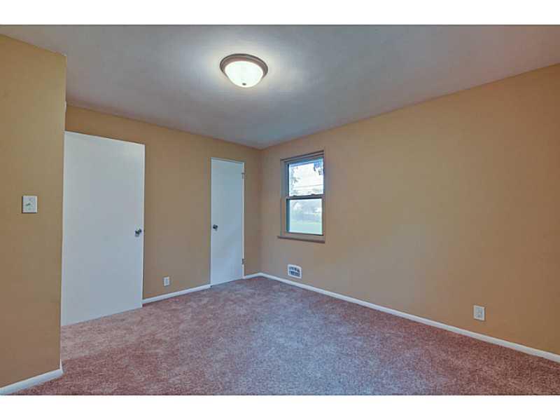 5460 Fenmore Road Indianapolis, IN 46228 - Photo 18 of 23 Gallery Image 18