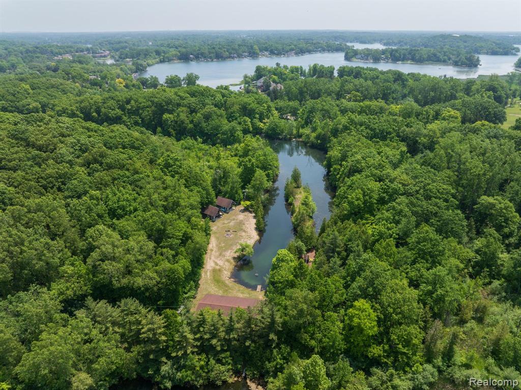 7490 Andersonville Road Clarkston, MI 48346 - Photo 5 of 27
