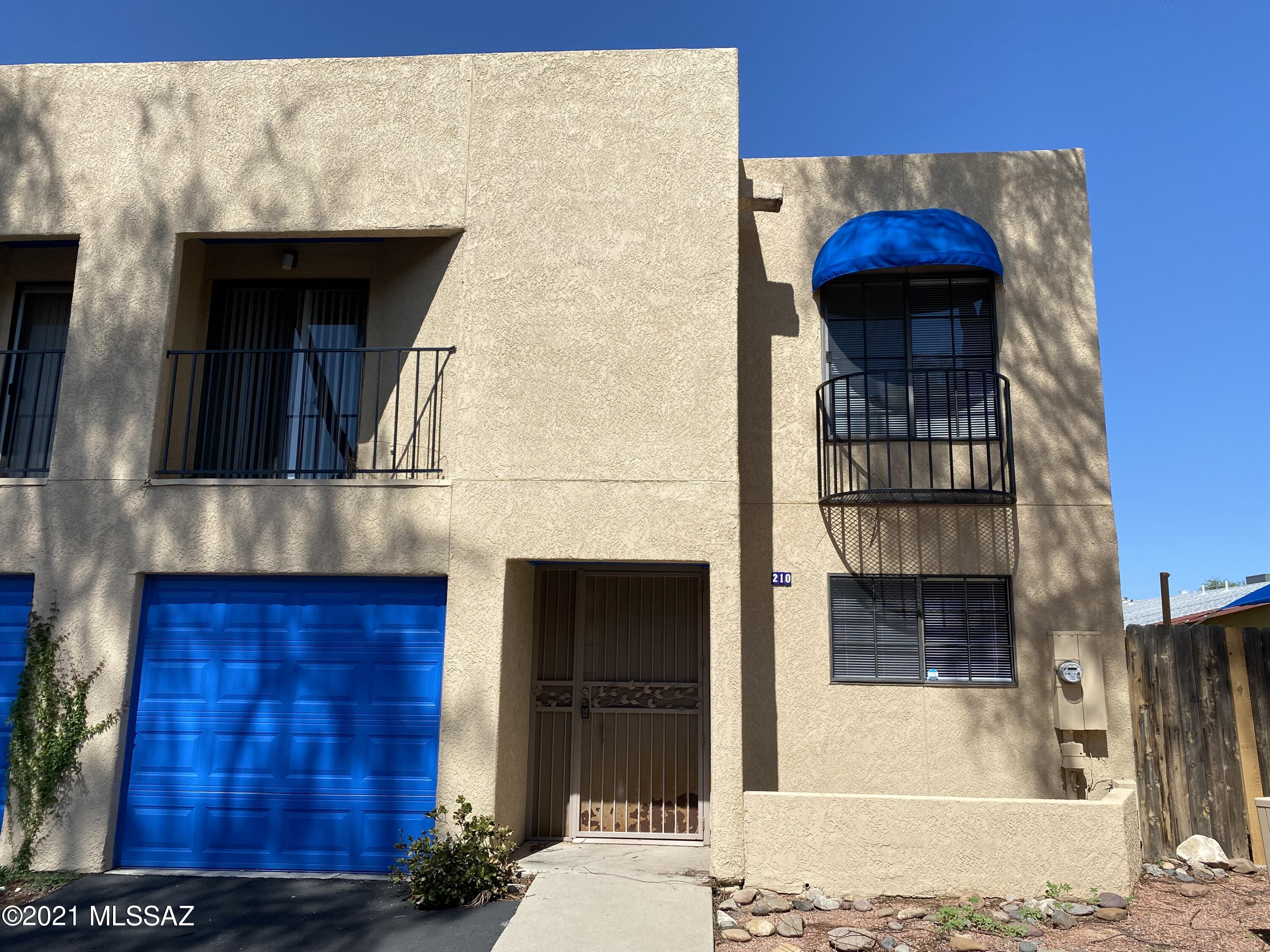 210 East Pastime Road Tucson, AZ 85705 - Photo 3 of 29 a view of a entryway of the house