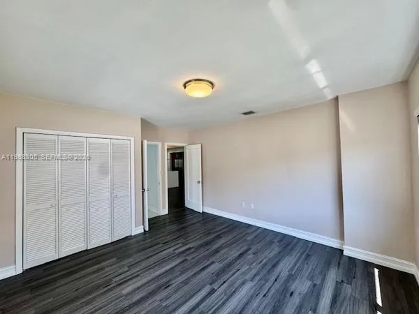 $5,300 | 1128 Southwest 21st Avenue, Miami, FL 33135