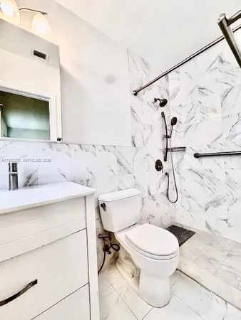 $5,300 | 1128 Southwest 21st Avenue, Miami, FL 33135